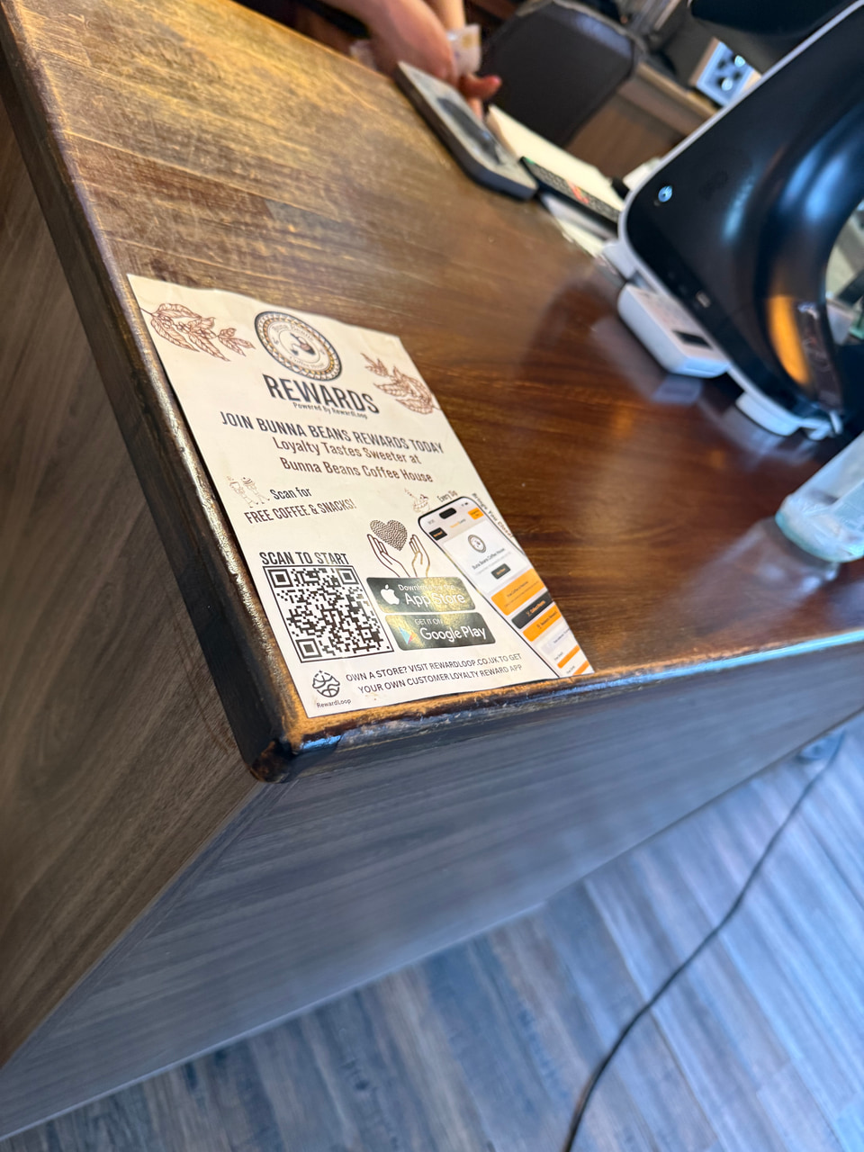 RewardLoop till poster with QR code helping customers scan to join